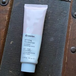 Glossier Priming Moisturizer